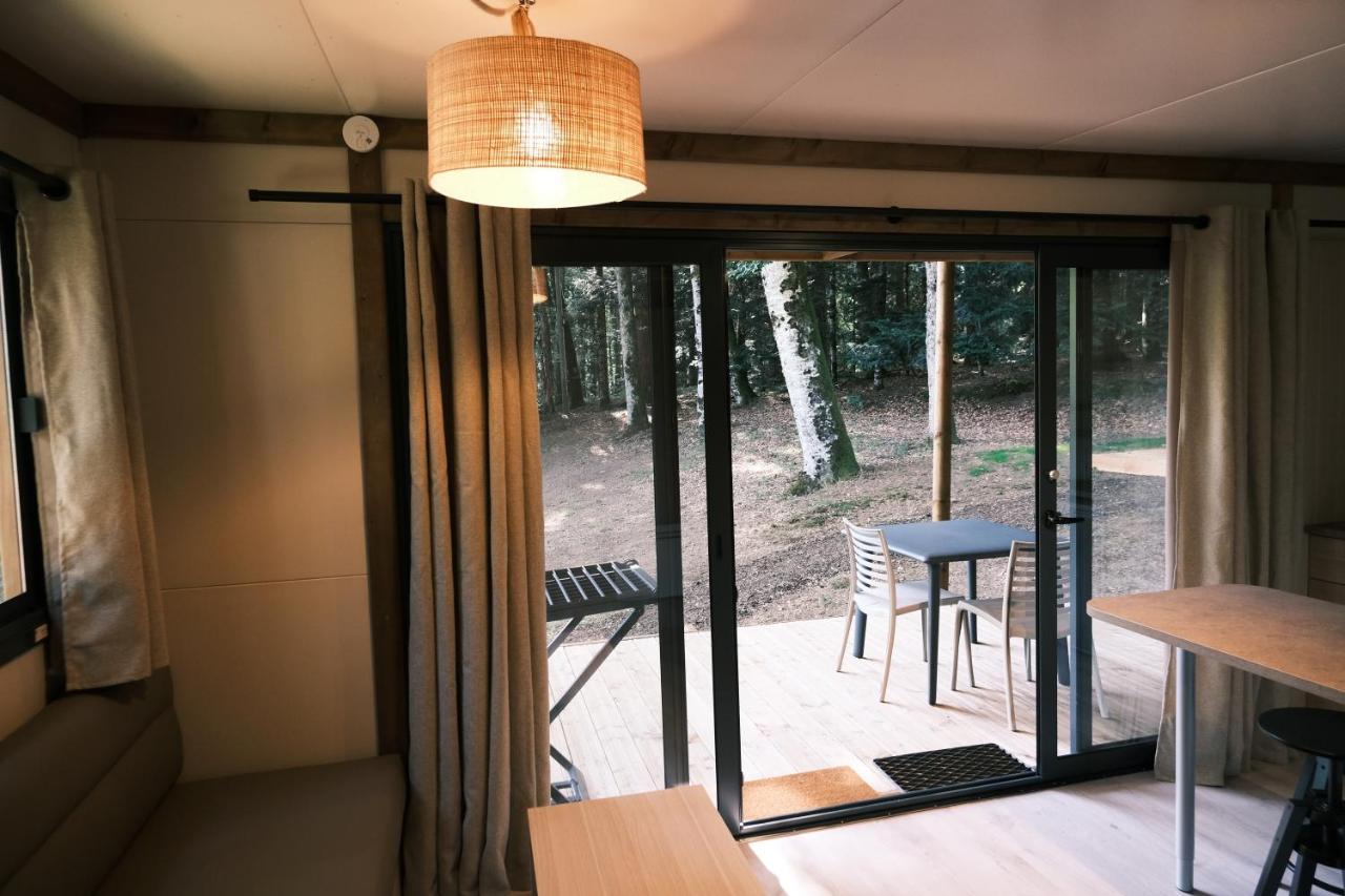 Lodge Avec Spa Privatif - Foret Et Lac Liginiac Exterior foto