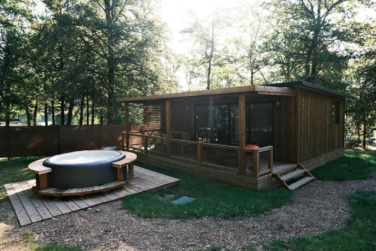 Lodge Avec Spa Privatif - Foret Et Lac Liginiac Exterior foto